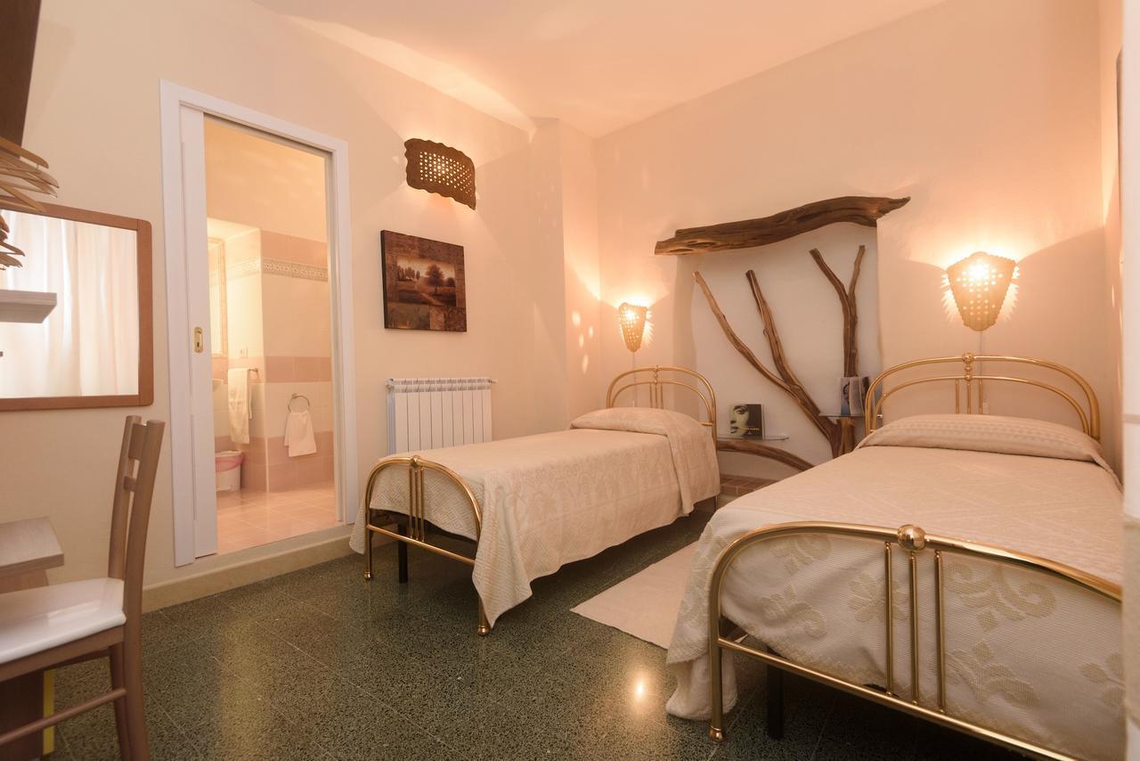 Al Vecchio Corso B&B Tempio Pausania Zewnętrze zdjęcie